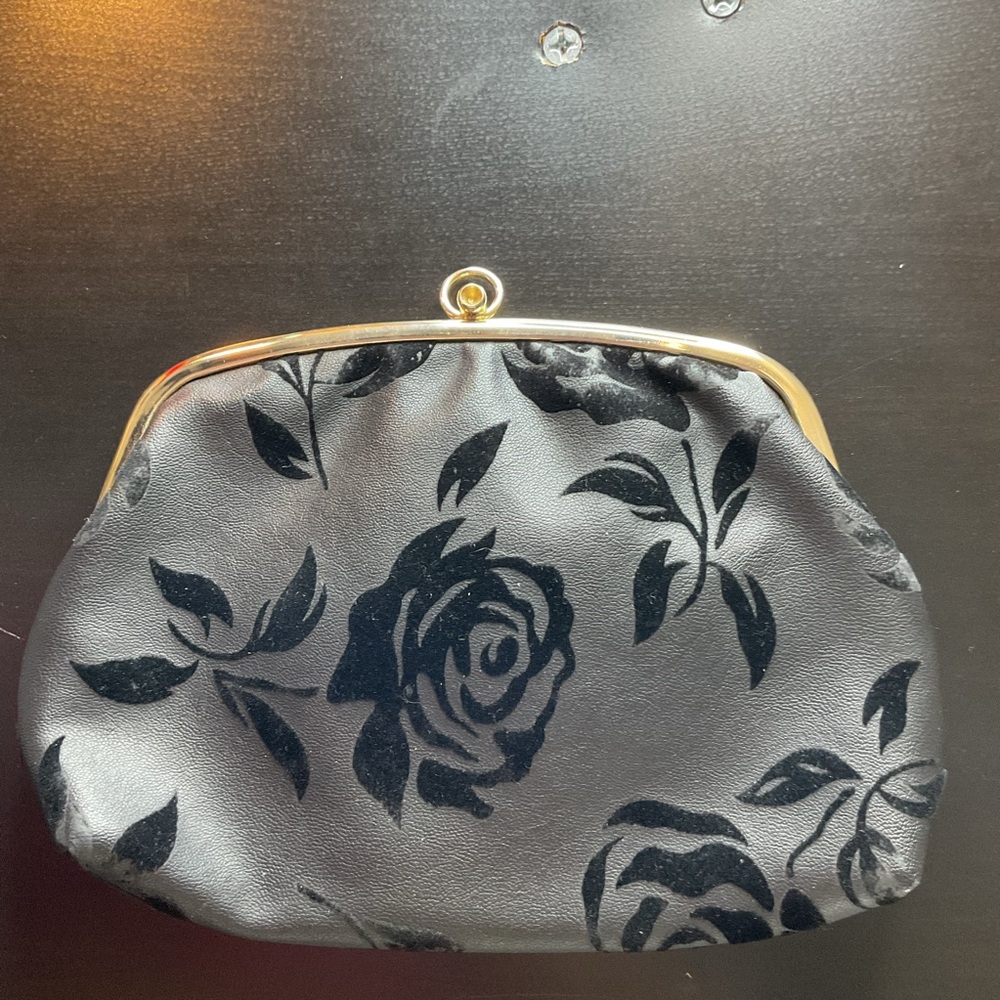 Vintage Italian Leather Rose Black Clutch Gold Frame Floral Evening Bag Chic - Picture 2 of 3
